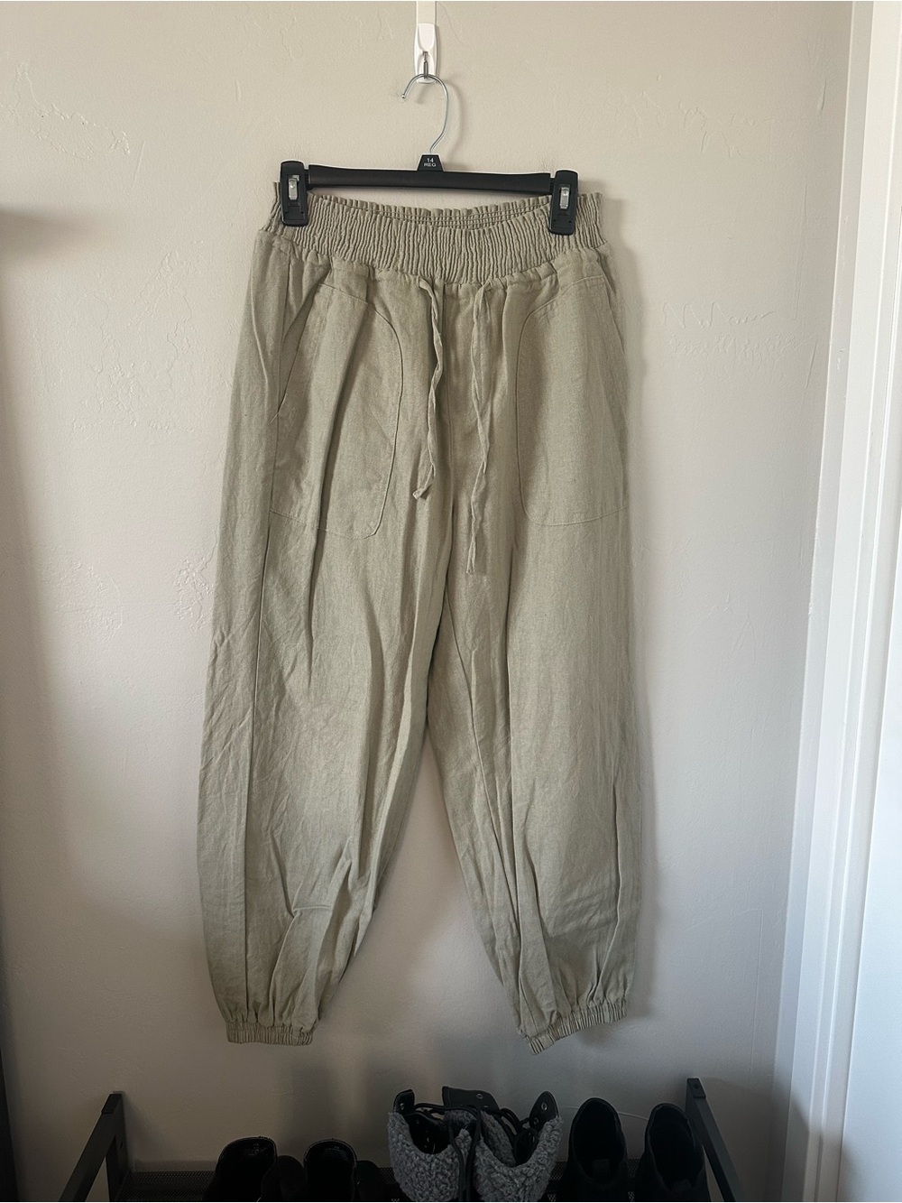 HYFVE Khaki Elastic Waist Cropped Jogger Pants